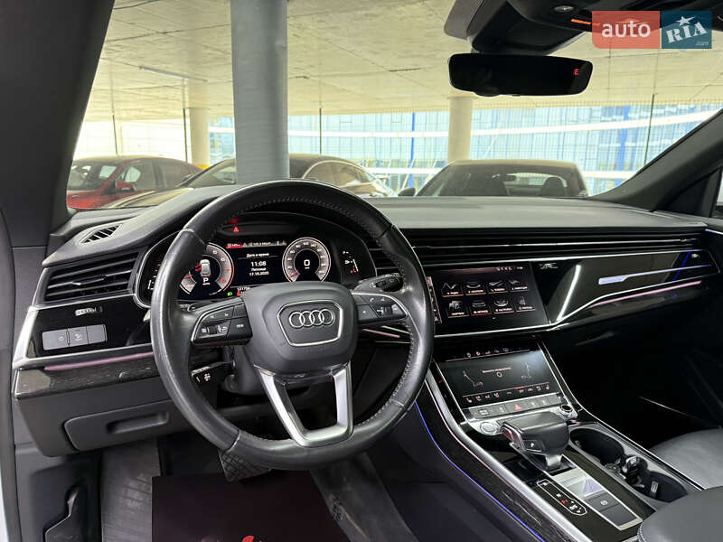 Позашляховик / Кросовер Audi Q8 2018 в Одесі фото 24 Позашляховик / Кросовер Audi Q8 2018 в Одесі