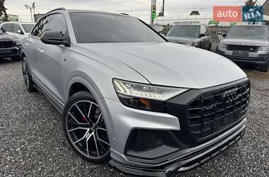 Позашляховик / Кросовер Audi Q8 2019 в 