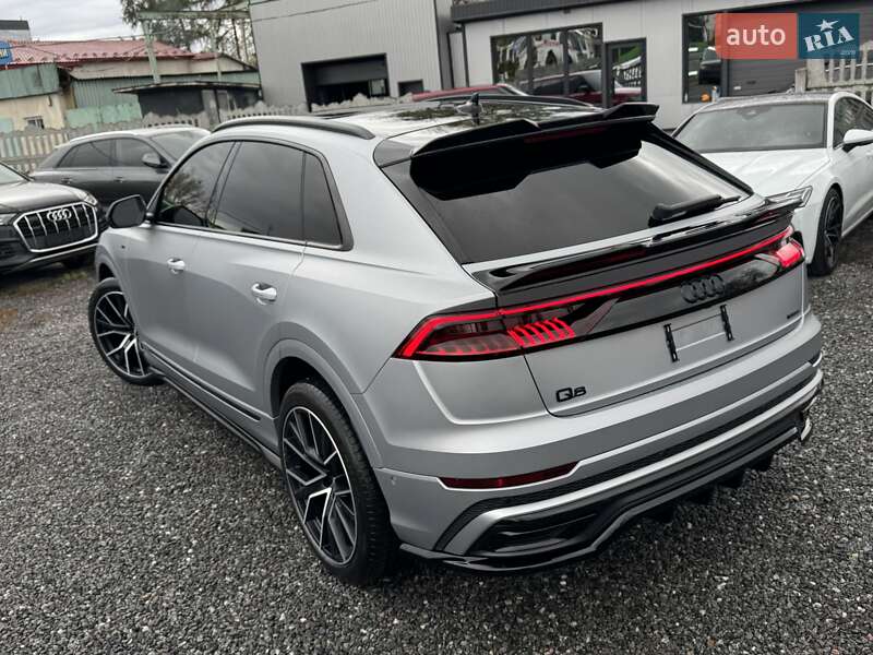 Внедорожник / Кроссовер Audi Q8 2019 в Тернополе