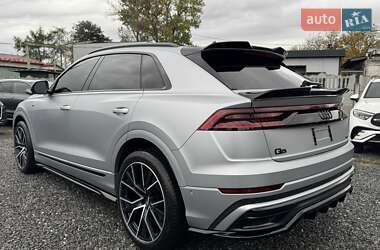 Позашляховик / Кросовер Audi Q8 2019 в 