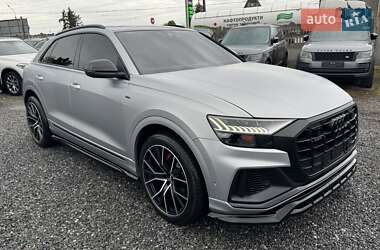 Позашляховик / Кросовер Audi Q8 2019 в 