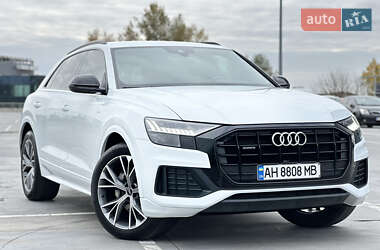 Внедорожник / Кроссовер Audi Q8 2020 в Киеве