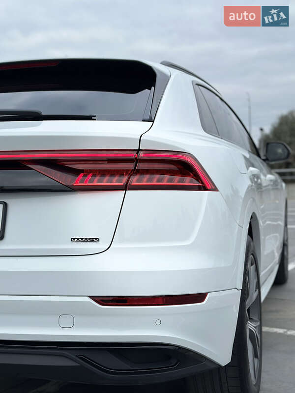 Позашляховик / Кросовер Audi Q8 2020 в Києві фото 27 Позашляховик / Кросовер Audi Q8 2020 в Києві
