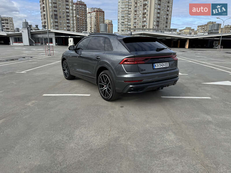 Позашляховик / Кросовер Audi Q8 2021 в Києві