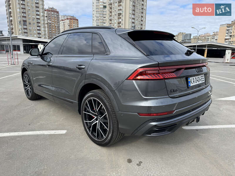 Позашляховик / Кросовер Audi Q8 2021 в Києві