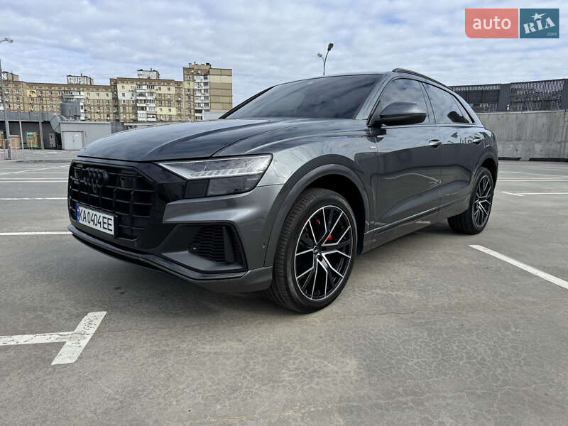Позашляховик / Кросовер Audi Q8 2021 в Києві