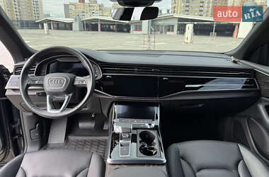 Внедорожник / Кроссовер Audi Q8 2021 в  фото 37 Внедорожник / Кроссовер Audi Q8 2021 в