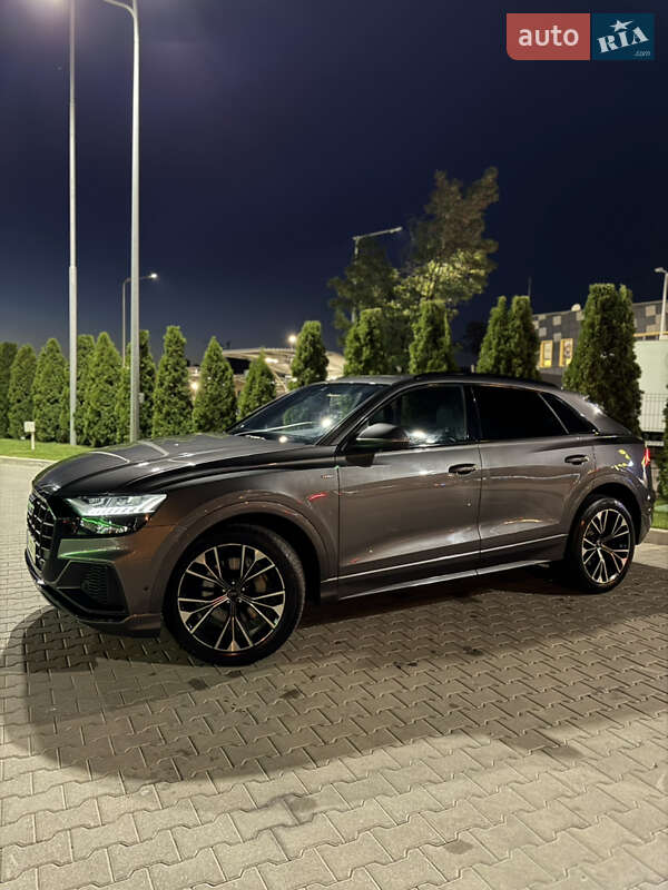 Позашляховик / Кросовер Audi Q8 2018 в Києві фото 9 Позашляховик / Кросовер Audi Q8 2018 в Києві