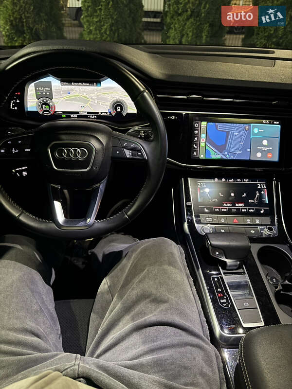 Позашляховик / Кросовер Audi Q8 2018 в Києві фото 24 Позашляховик / Кросовер Audi Q8 2018 в Києві