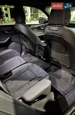 Позашляховик / Кросовер Audi Q8 2018 в  фото 31 Позашляховик / Кросовер Audi Q8 2018 в