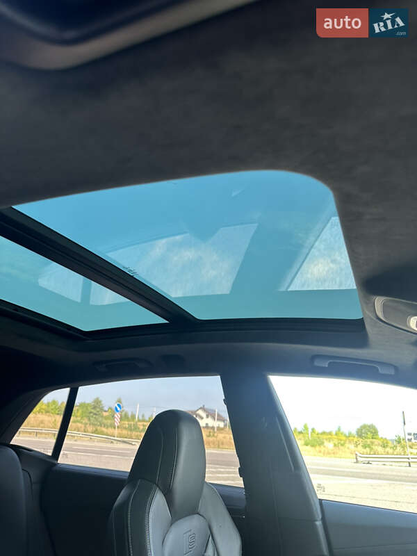 Внедорожник / Кроссовер Audi Q8 2021 в Львове