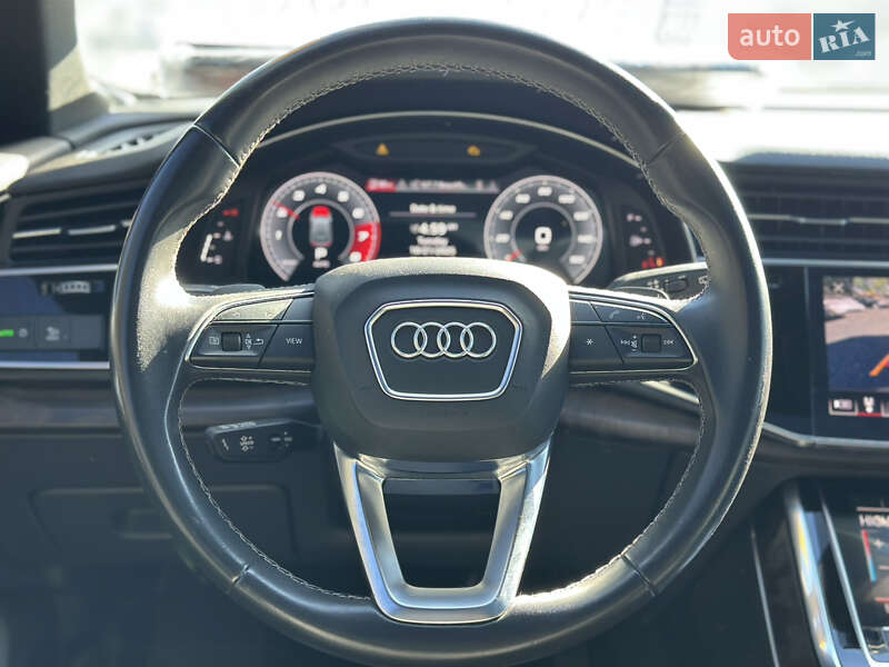 Внедорожник / Кроссовер Audi Q8 2020 в Луцке