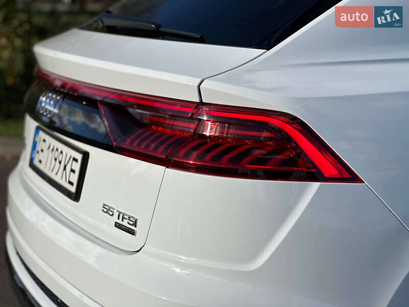 Внедорожник / Кроссовер Audi Q8 2018 в Кривом Роге