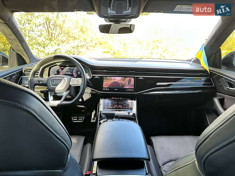 Внедорожник / Кроссовер Audi Q8 2018 в Кривом Роге