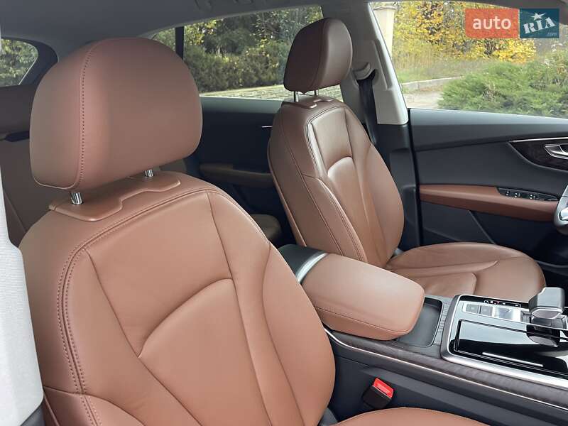 Позашляховик / Кросовер Audi Q8 2020 в Києві фото 41 Позашляховик / Кросовер Audi Q8 2020 в Києві