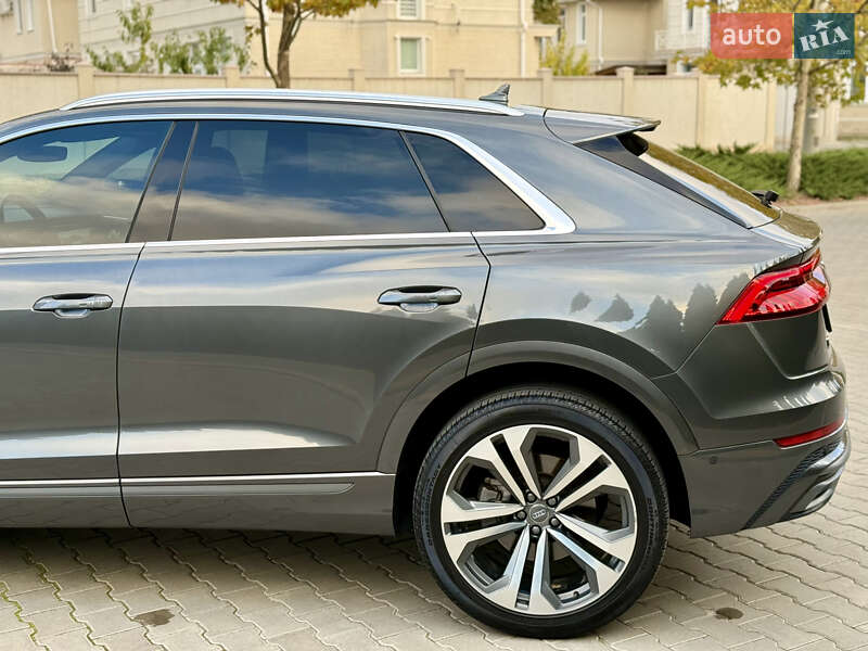 Позашляховик / Кросовер Audi Q8 2019 в Одесі фото 18 Позашляховик / Кросовер Audi Q8 2019 в Одесі