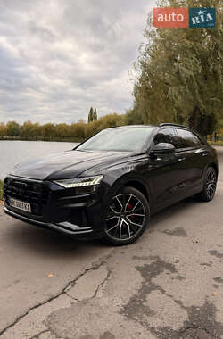Позашляховик / Кросовер Audi Q8 2022 в Рівному