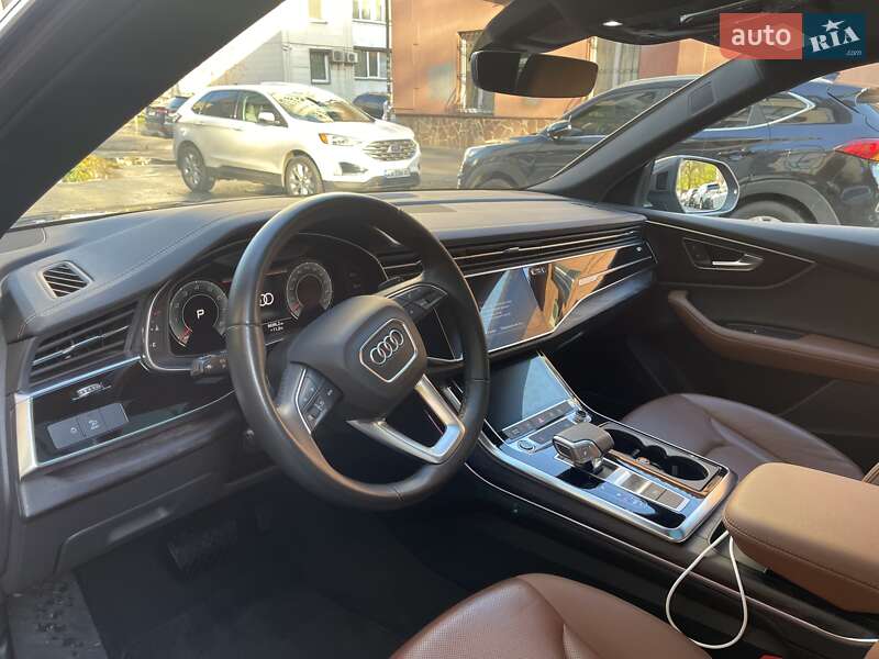 Внедорожник / Кроссовер Audi Q8 2023 в Киеве