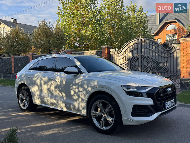 Позашляховик / Кросовер Audi Q8 2021 в Києві фото 10 Позашляховик / Кросовер Audi Q8 2021 в Києві