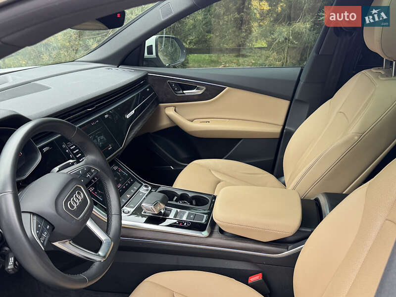 Позашляховик / Кросовер Audi Q8 2021 в Києві фото 41 Позашляховик / Кросовер Audi Q8 2021 в Києві