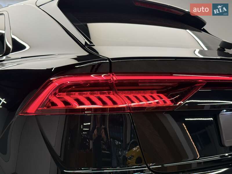 Позашляховик / Кросовер Audi Q8 2019 в Києві