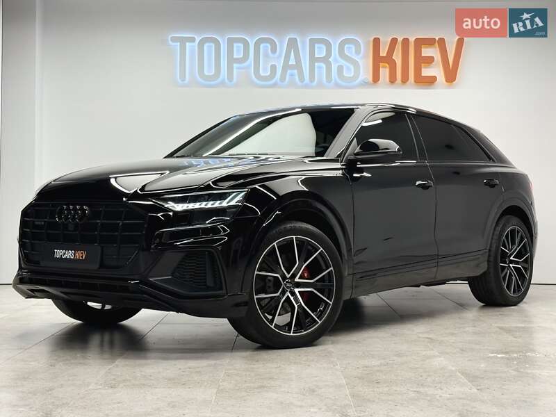 Позашляховик / Кросовер Audi Q8 2019 в Києві