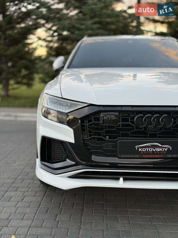 Позашляховик / Кросовер Audi Q8 2023 в Одесі