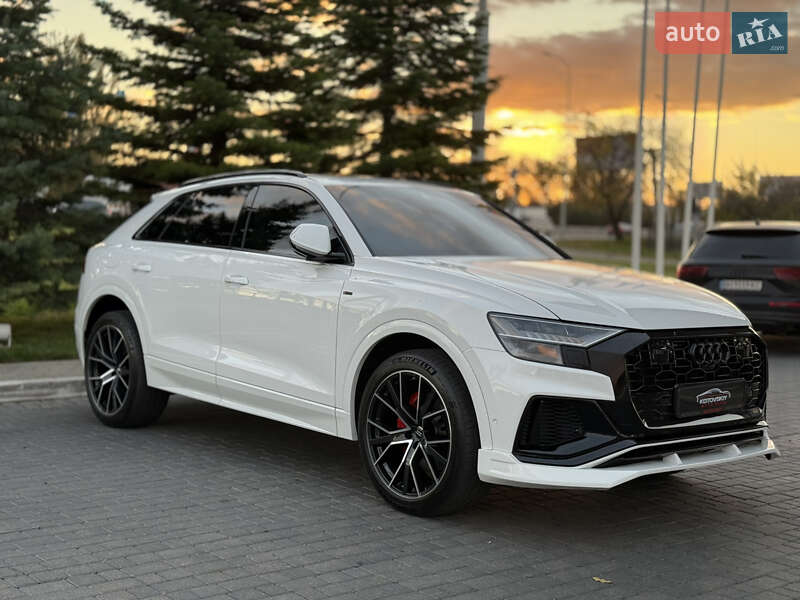 Позашляховик / Кросовер Audi Q8 2023 в Одесі