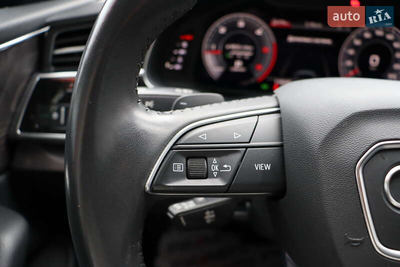 Внедорожник / Кроссовер Audi Q8 2018 в Львове