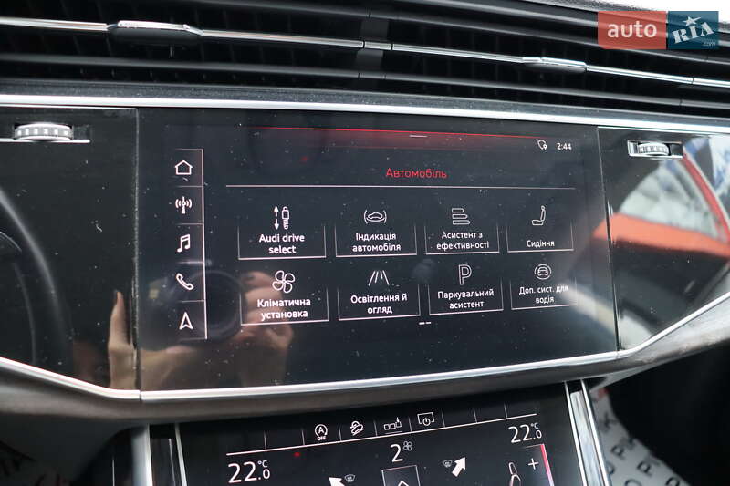 Внедорожник / Кроссовер Audi Q8 2018 в Львове