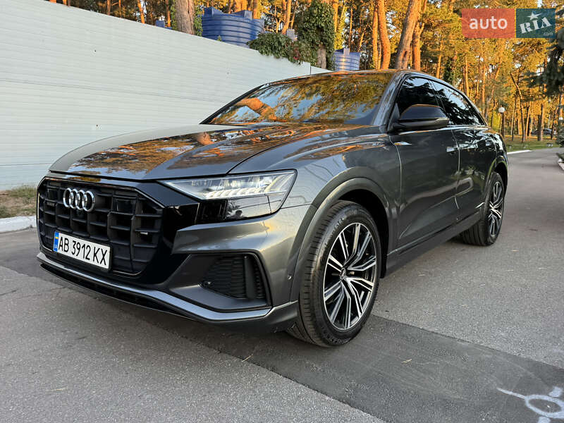 Позашляховик / Кросовер Audi Q8 2021 в Києві