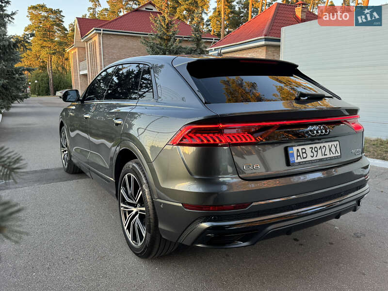 Позашляховик / Кросовер Audi Q8 2021 в Києві