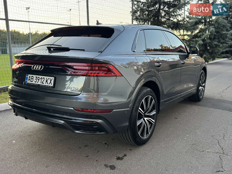 Позашляховик / Кросовер Audi Q8 2021 в Києві