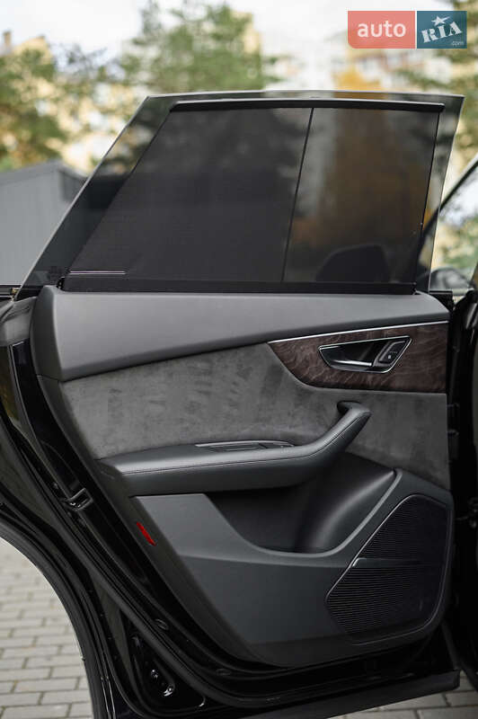 Внедорожник / Кроссовер Audi Q8 2019 в Львове фото 36 Внедорожник / Кроссовер Audi Q8 2019 в Львове