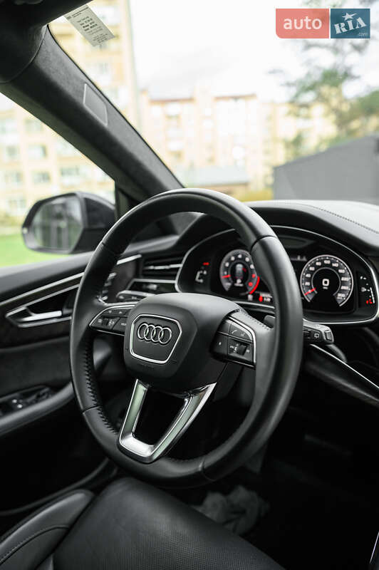 Внедорожник / Кроссовер Audi Q8 2019 в Львове фото 49 Внедорожник / Кроссовер Audi Q8 2019 в Львове