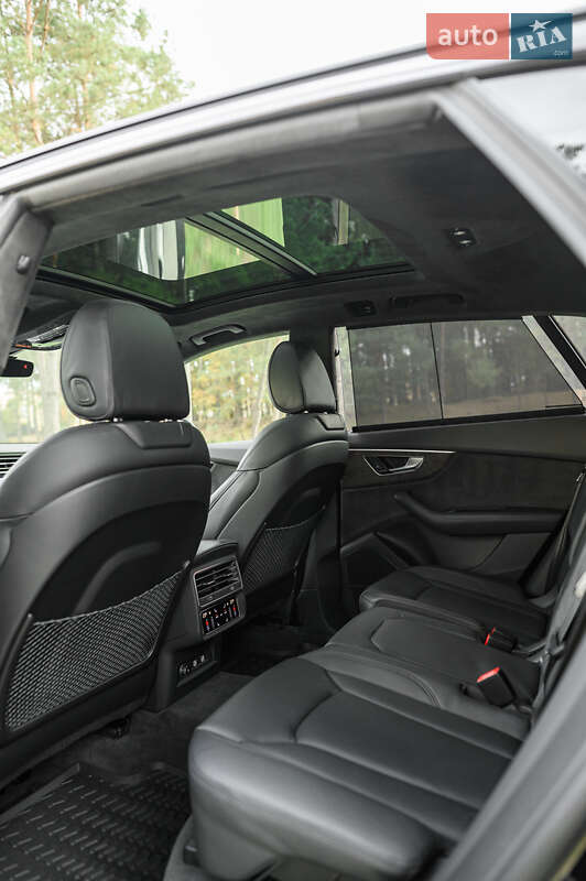 Внедорожник / Кроссовер Audi Q8 2019 в Львове фото 76 Внедорожник / Кроссовер Audi Q8 2019 в Львове