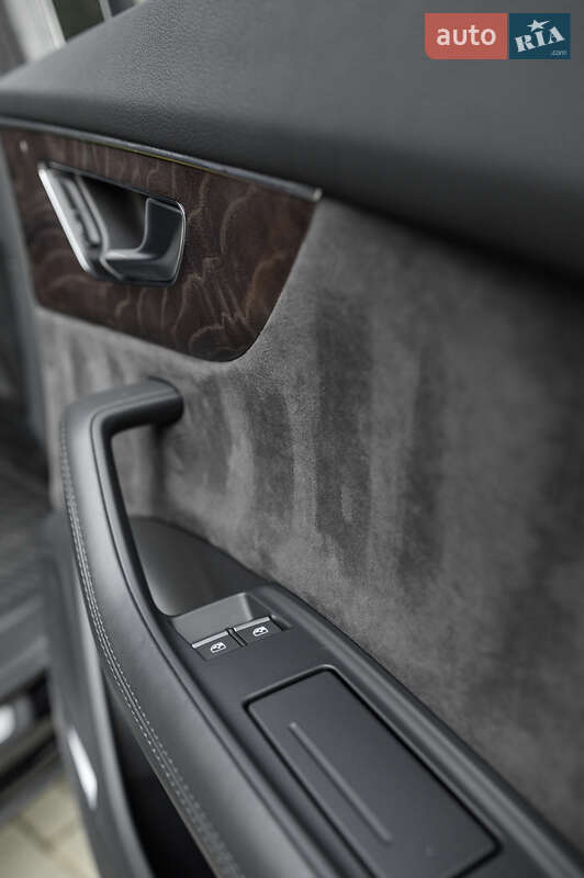 Внедорожник / Кроссовер Audi Q8 2019 в Львове фото 94 Внедорожник / Кроссовер Audi Q8 2019 в Львове