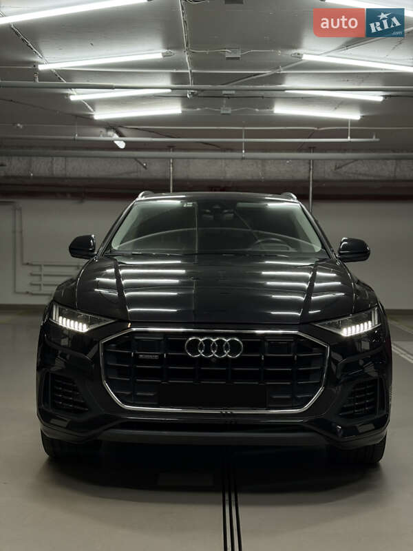 Внедорожник / Кроссовер Audi Q8 2018 в Киеве