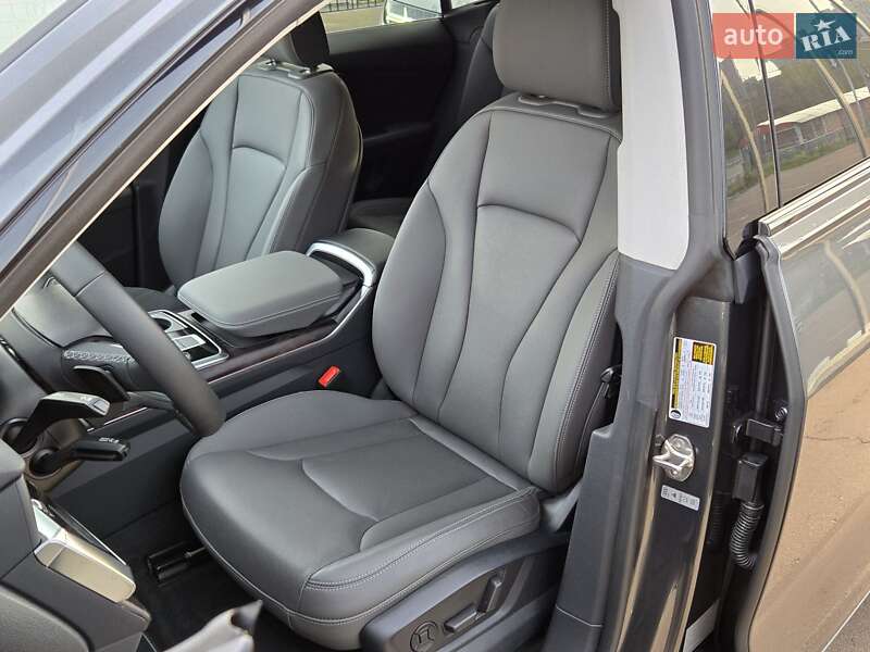 Внедорожник / Кроссовер Audi Q8 2020 в Киеве