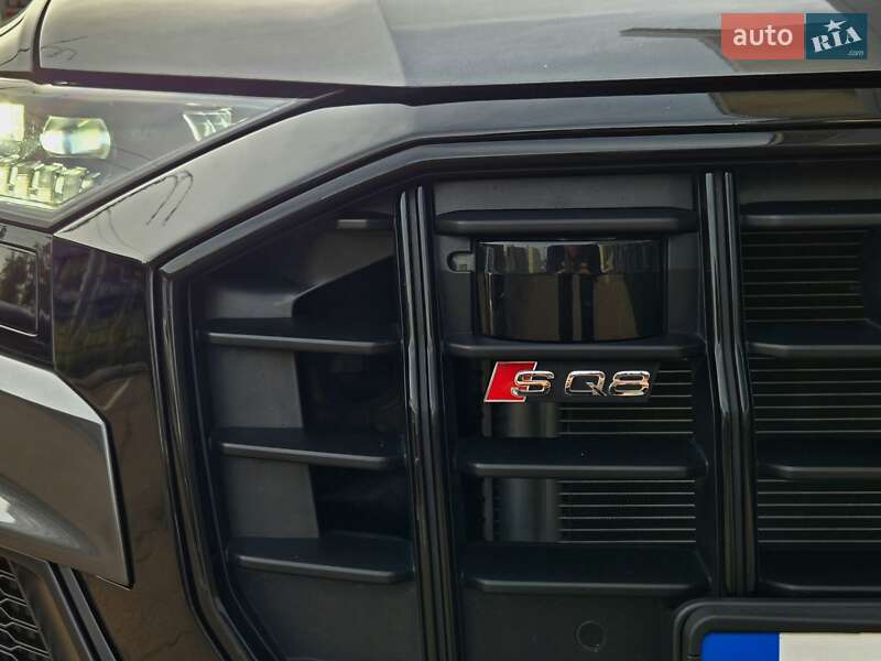 Внедорожник / Кроссовер Audi Q8 2020 в Киеве