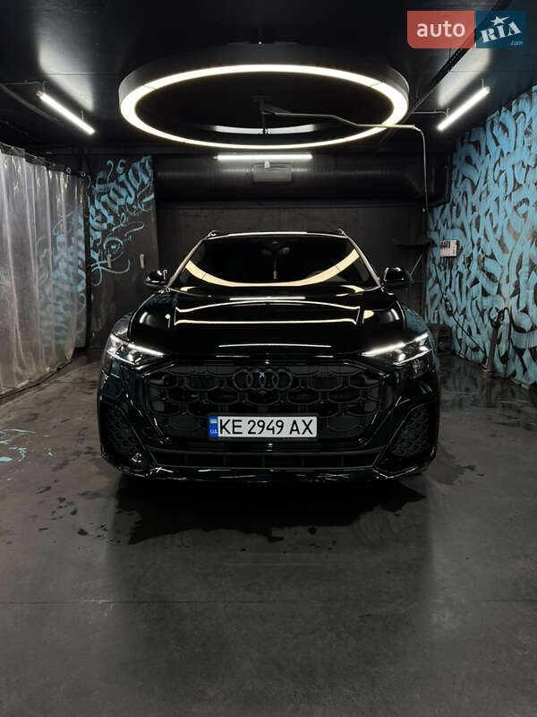 Позашляховик / Кросовер Audi Q8 2024 в Києві