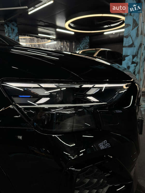 Позашляховик / Кросовер Audi Q8 2024 в Києві