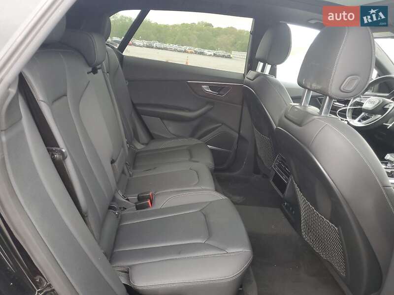 Позашляховик / Кросовер Audi Q8 2020 в Києві фото 11 Позашляховик / Кросовер Audi Q8 2020 в Києві