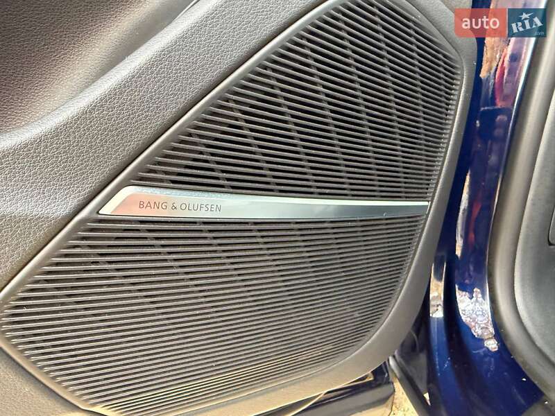 Позашляховик / Кросовер Audi Q8 2020 в Києві фото 4 Позашляховик / Кросовер Audi Q8 2020 в Києві