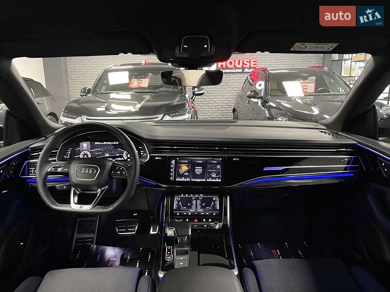 Позашляховик / Кросовер Audi Q8 2024 в Львові