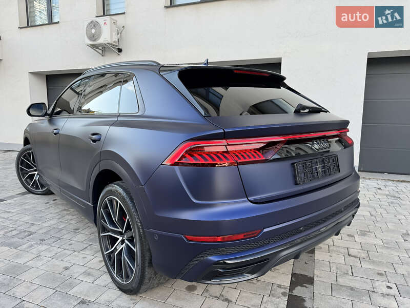 Внедорожник / Кроссовер Audi Q8 2019 в Ужгороде
