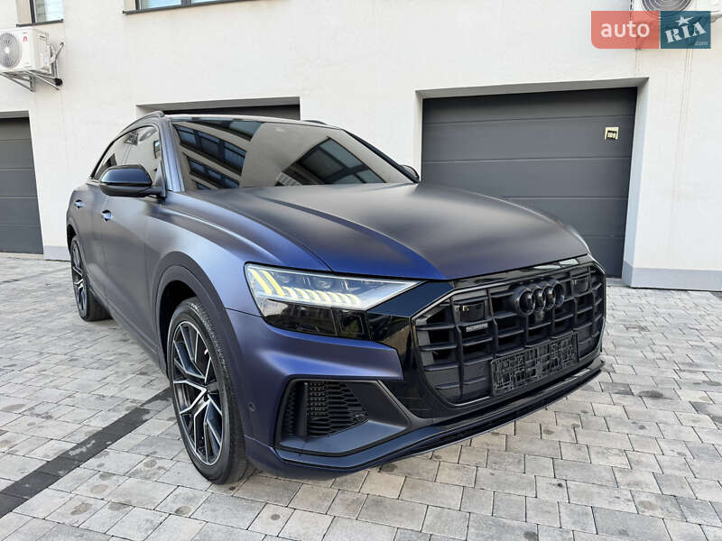 Внедорожник / Кроссовер Audi Q8 2019 в Ужгороде