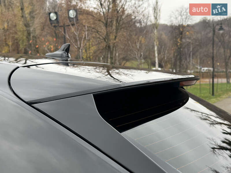 Позашляховик / Кросовер Audi Q8 2025 в Києві