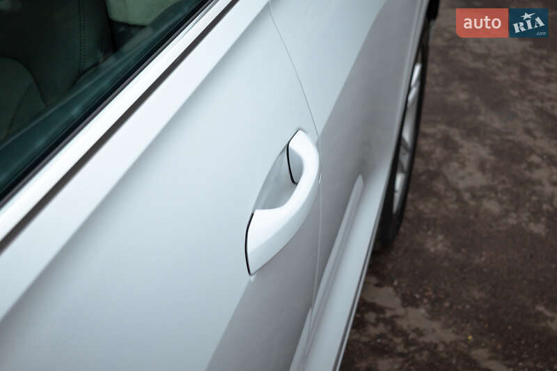 Внедорожник / Кроссовер Audi Q8 2019 в Киеве