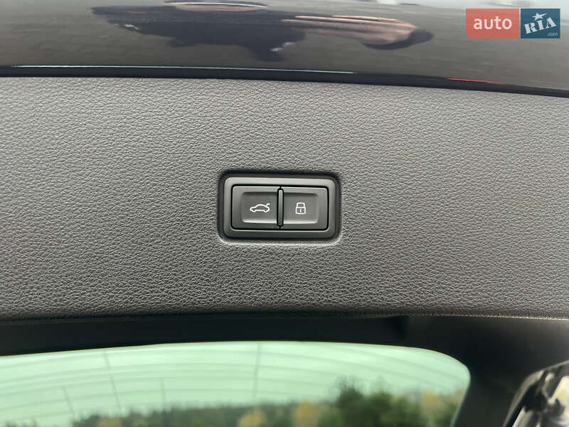 Позашляховик / Кросовер Audi Q8 2023 в Києві фото 19 Позашляховик / Кросовер Audi Q8 2023 в Києві